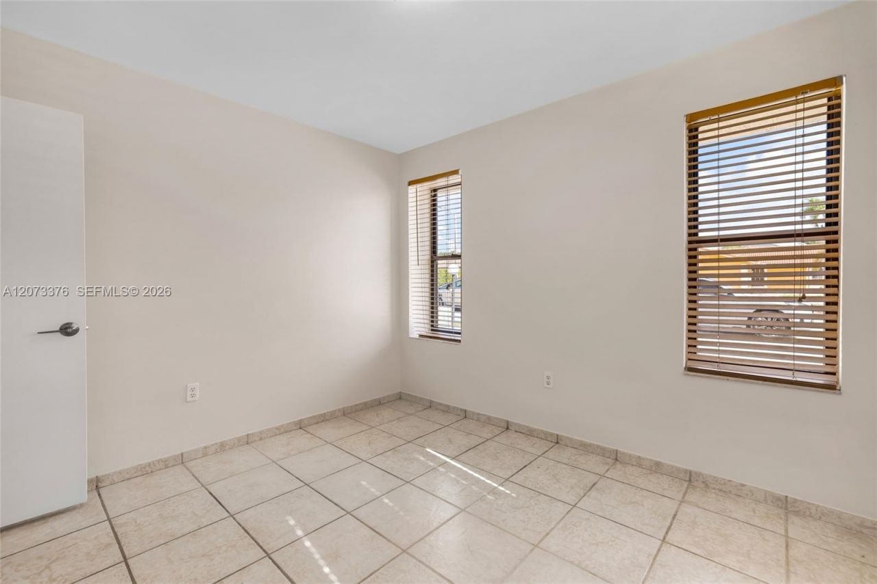 10212 NW 129th St , Hialeah Gardens, FL 33018 Photo