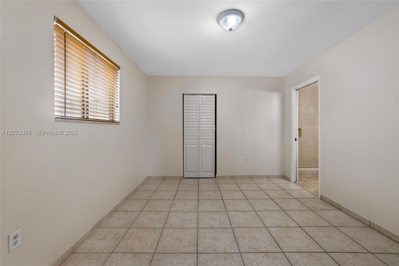 10212 NW 129th St , Hialeah Gardens, FL 33018 Photo