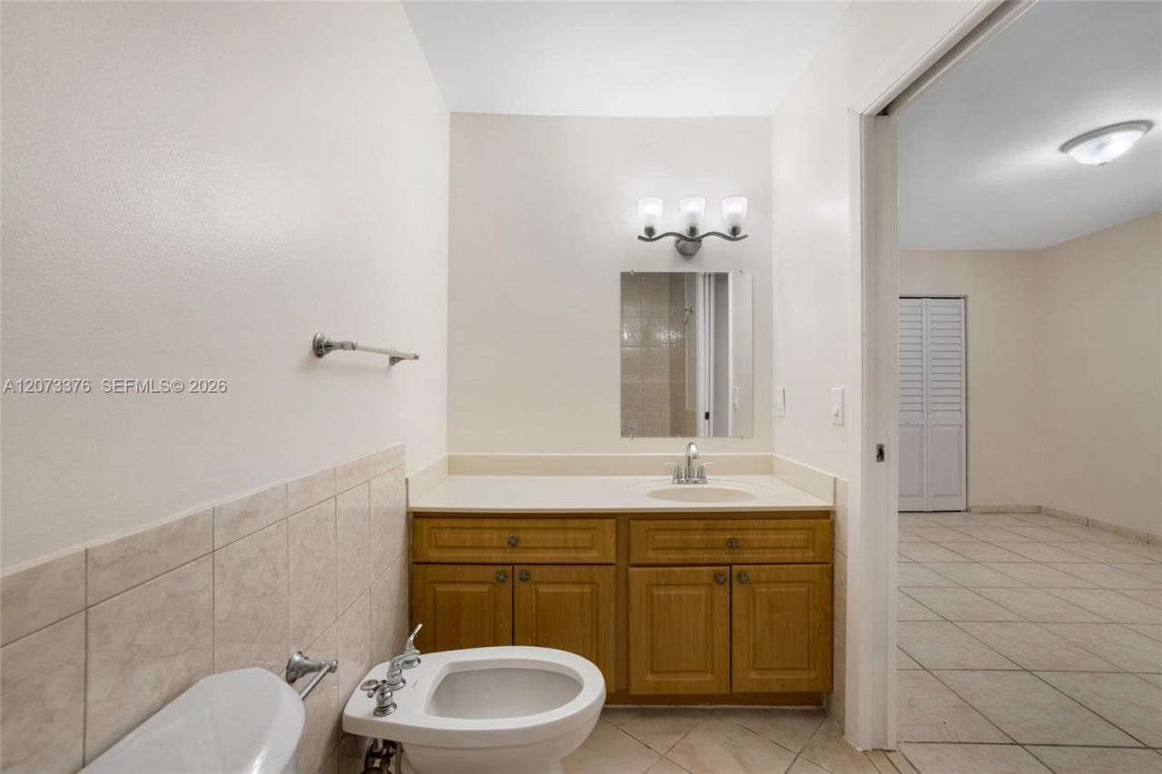 10212 NW 129th St , Hialeah Gardens, FL 33018 Photo