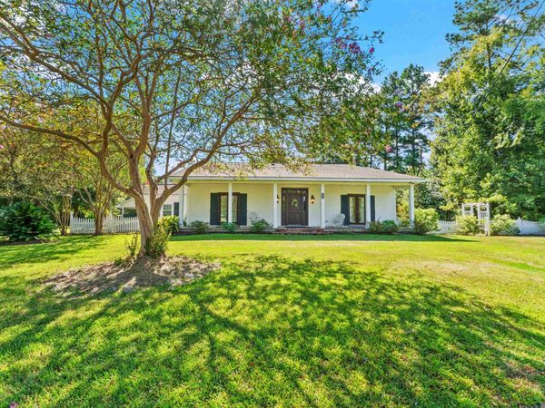 7210 Comite Dr, Baker, LA 70714