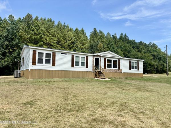1014 Diane Circle, Summit, MS 39666