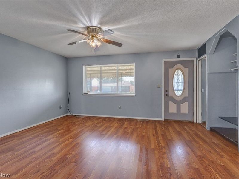 4610 Willow Avenue, Lorain, OH 44055 Photo 3