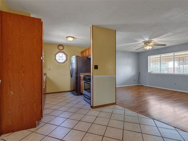 4610 Willow Avenue, Lorain, OH 44055 Photo 9