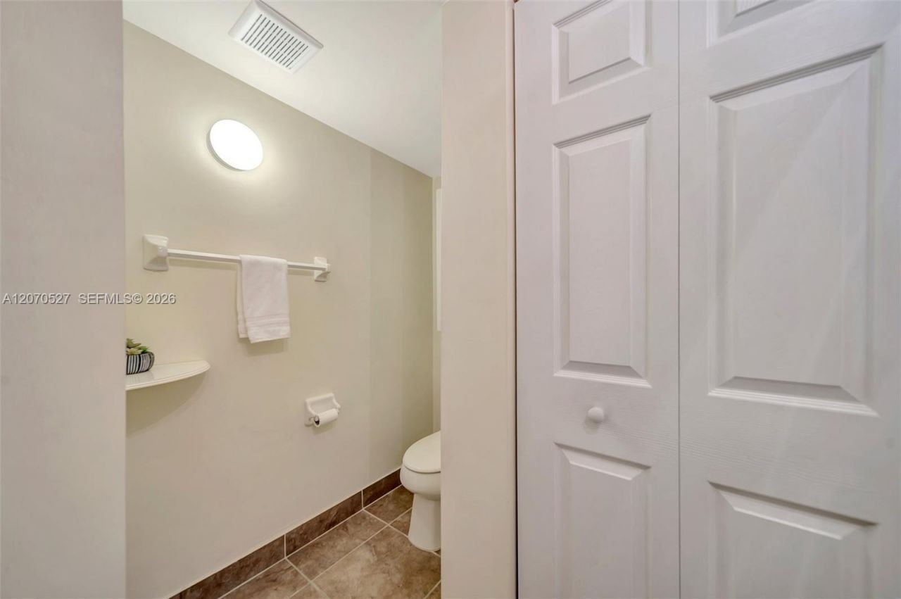 12434 NW Emerald Creek Mnr , Plantation, FL 33325 Photo