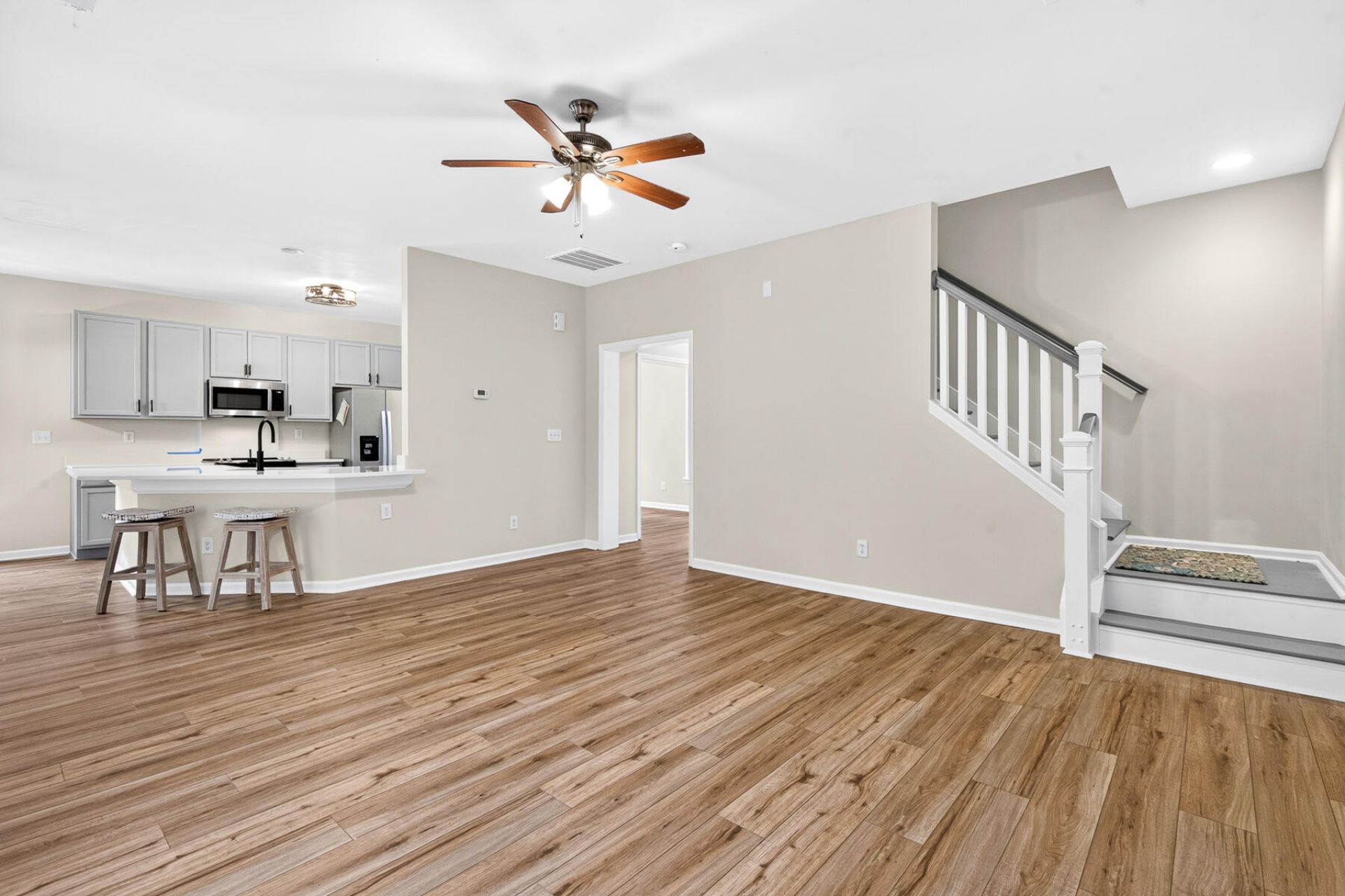 514 Delafield Drive Photo 21