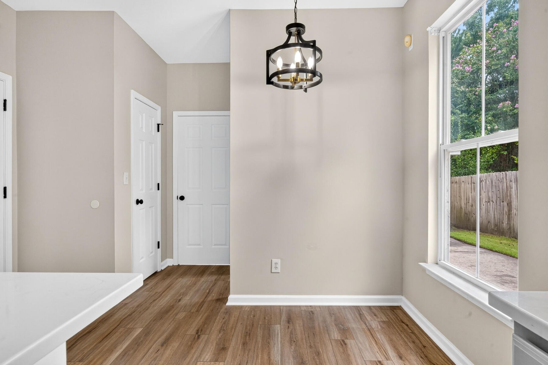 514 Delafield Drive Photo 41