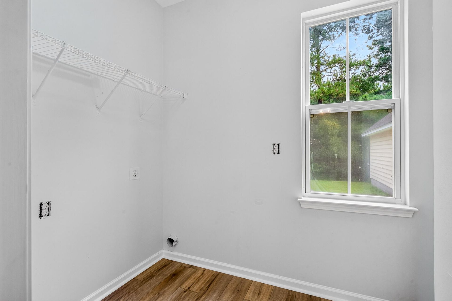 514 Delafield Drive Photo 46
