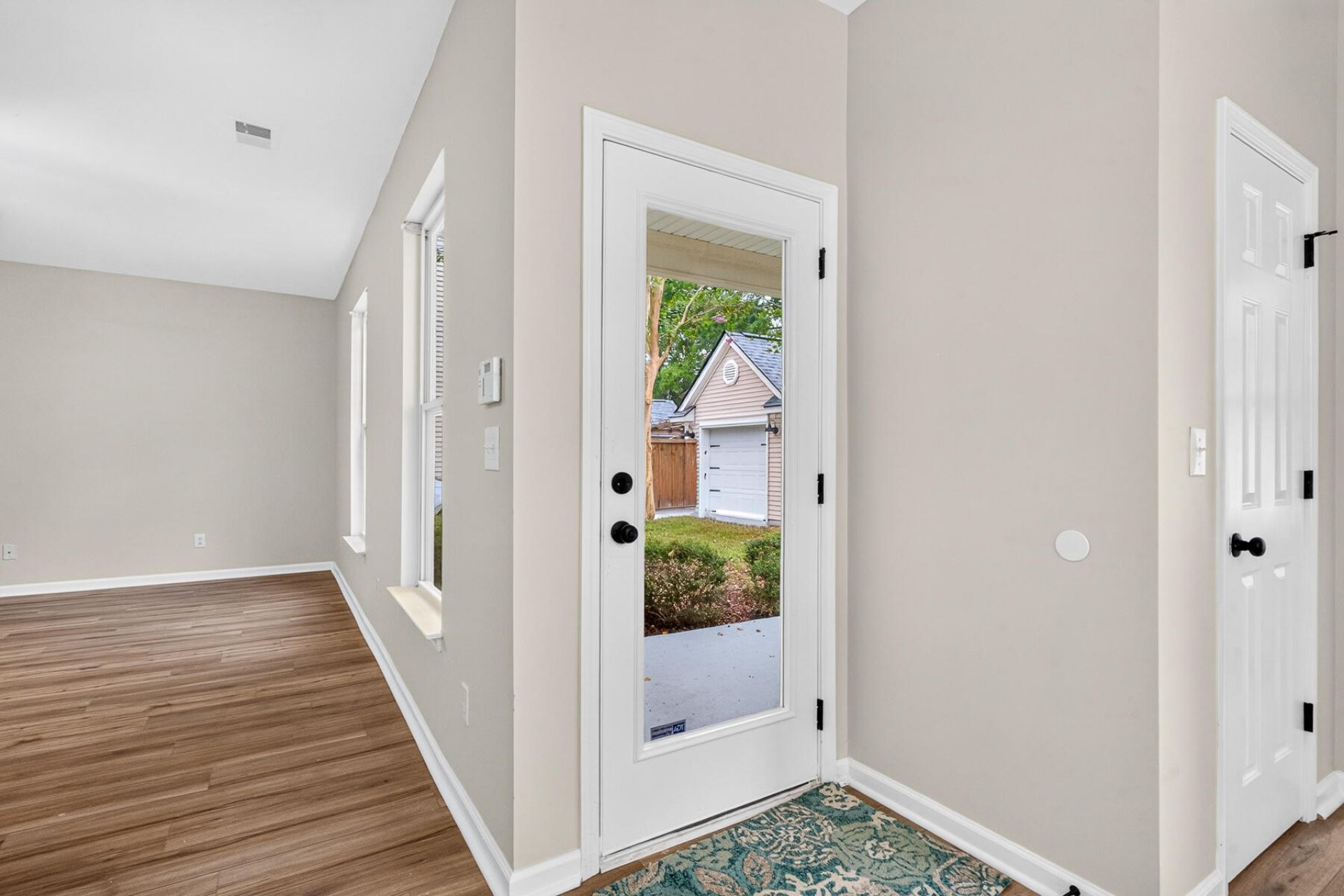 514 Delafield Drive Photo 49