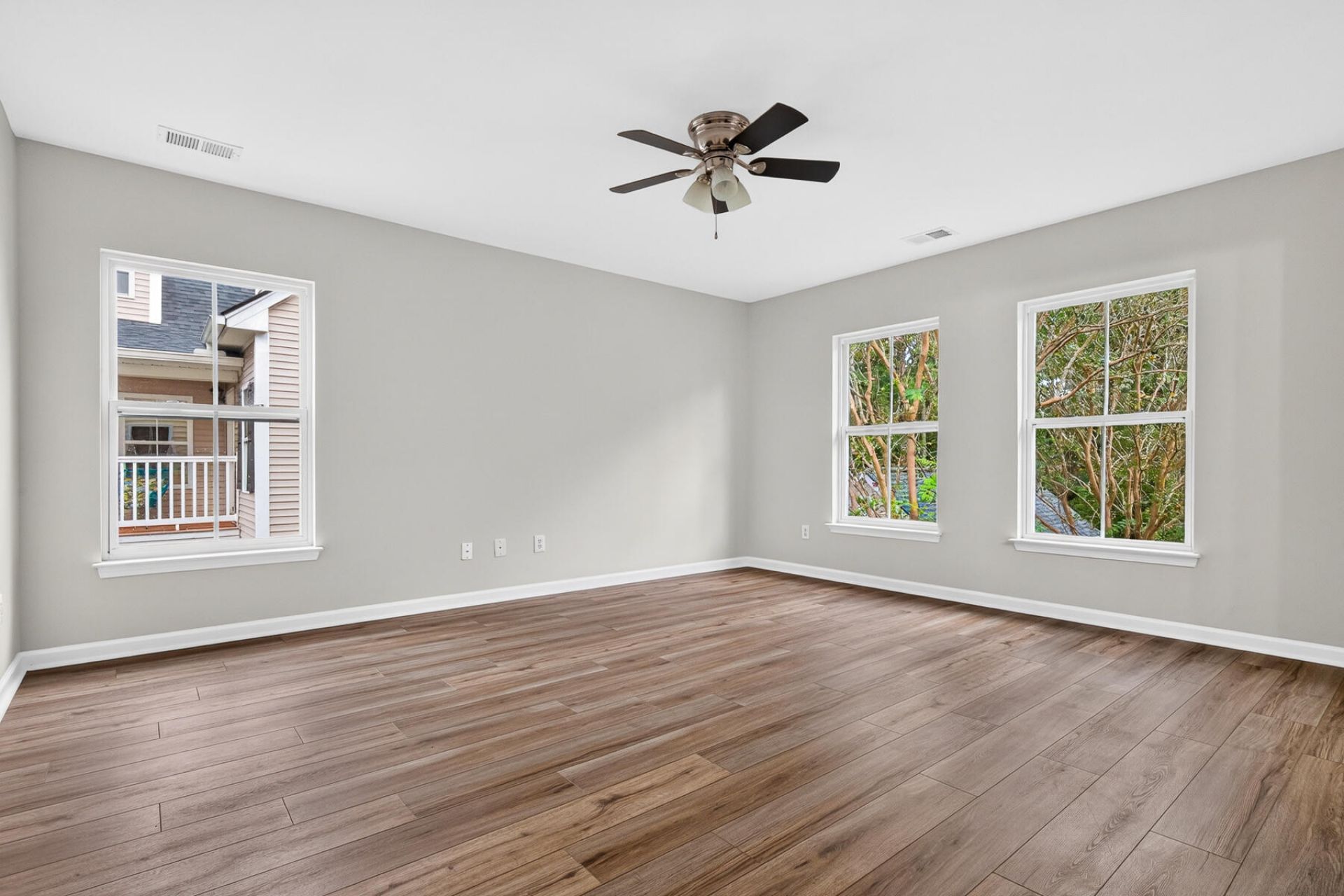 514 Delafield Drive Photo 55