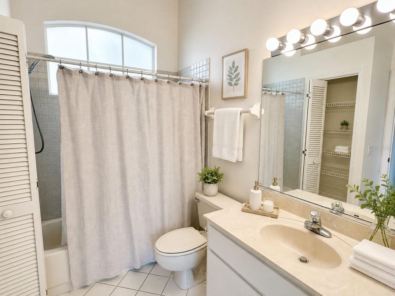 39905 Bayview Drive, Lady Lake, FL 32159 Photo