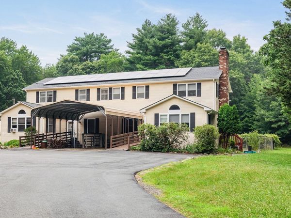 29 Sammy's Lane, Freetown, MA 02702