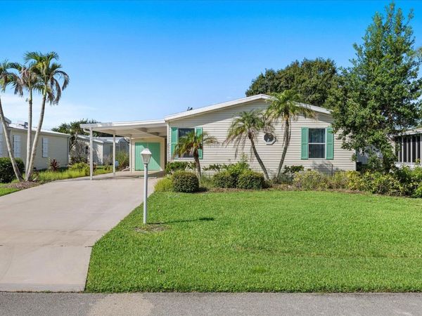 2911 Nine Iron Drive, Port St. Lucie, FL 34952