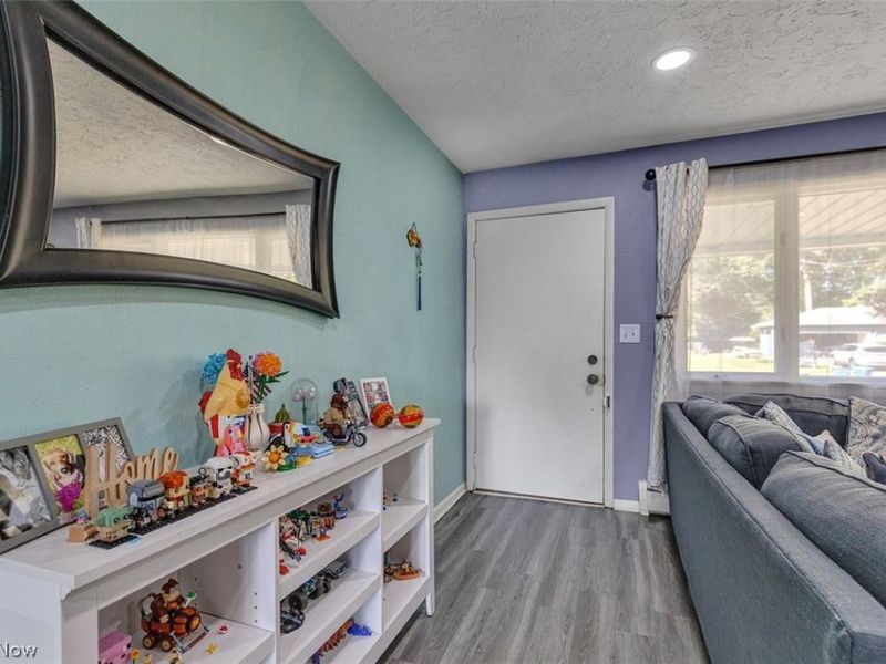5847 Clement Drive, Lorain, OH 44053 Photo 3