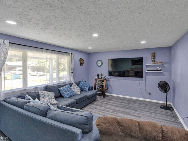 5847 Clement Drive, Lorain, OH 44053 Photo 4