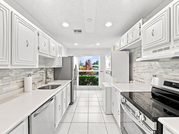 13782 Vía Flora #C, Delray Beach, FL 33484