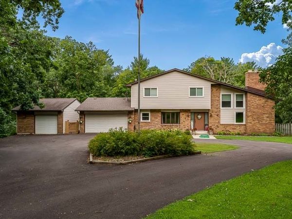 16557 Grove Creek Circle , Pecatonica, IL 61063