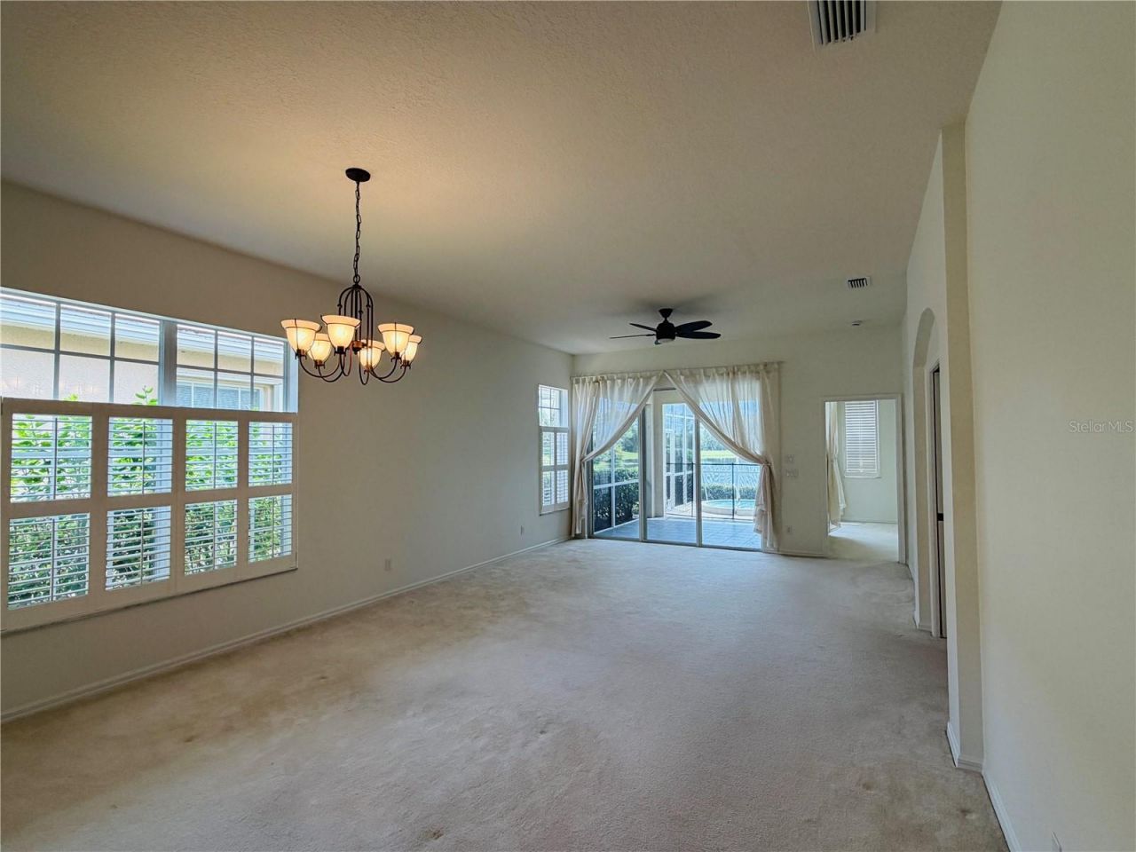 880 Chalmers Drive, Unit 880, Venice, FL 34293 Photo