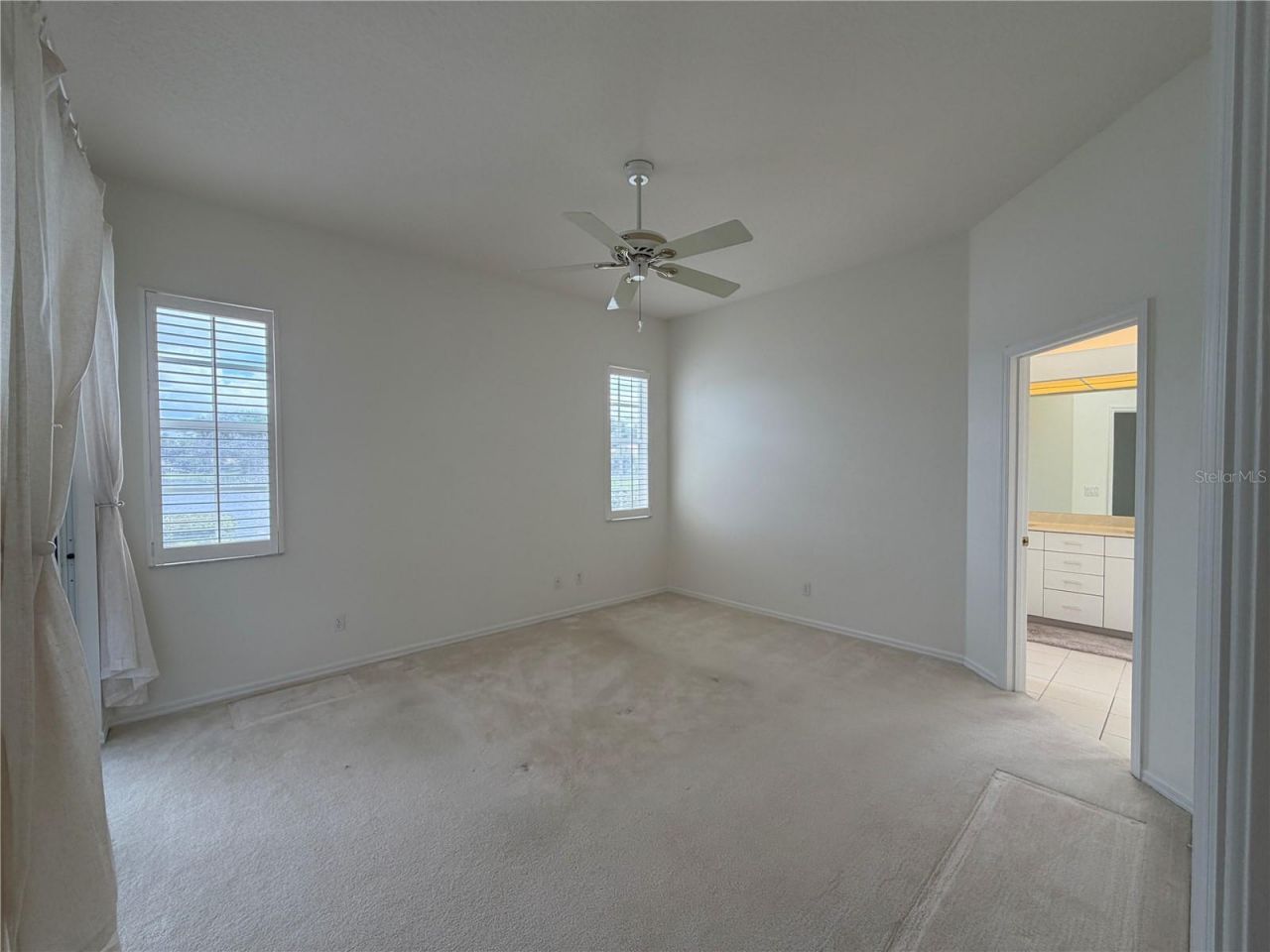 880 Chalmers Drive, Unit 880, Venice, FL 34293 Photo