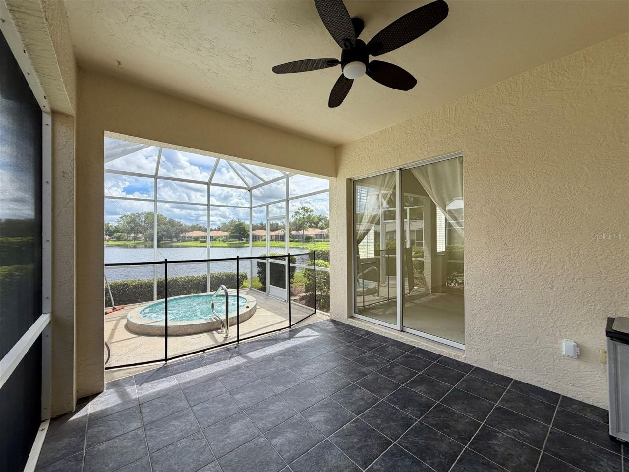880 Chalmers Drive, Unit 880, Venice, FL 34293 Photo