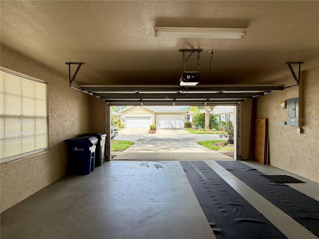 880 Chalmers Drive, Unit 880, Venice, FL 34293 Photo