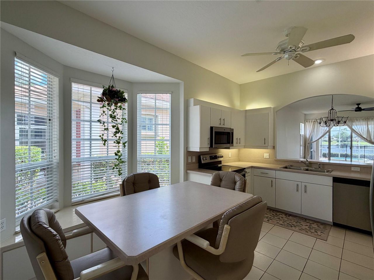 880 Chalmers Drive, Unit 880, Venice, FL 34293 Photo