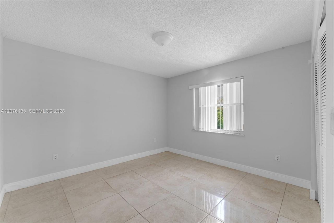 9835 SW 56th St , Miami, FL 33165 Photo