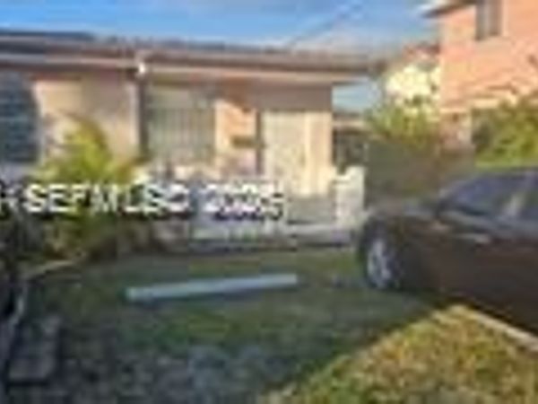 3421 NW Flagler Ter , Unit 3423, Miami, FL 33125