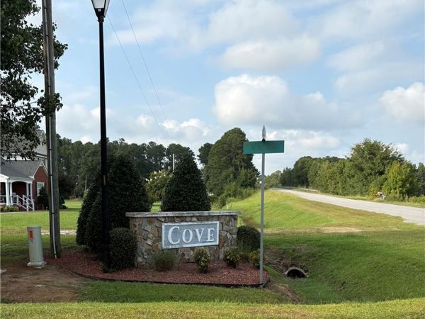123 Velton Street, Lumberton, NC 28358