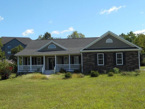 82 WILLOW LN, WAYNESBORO, VA 22980
