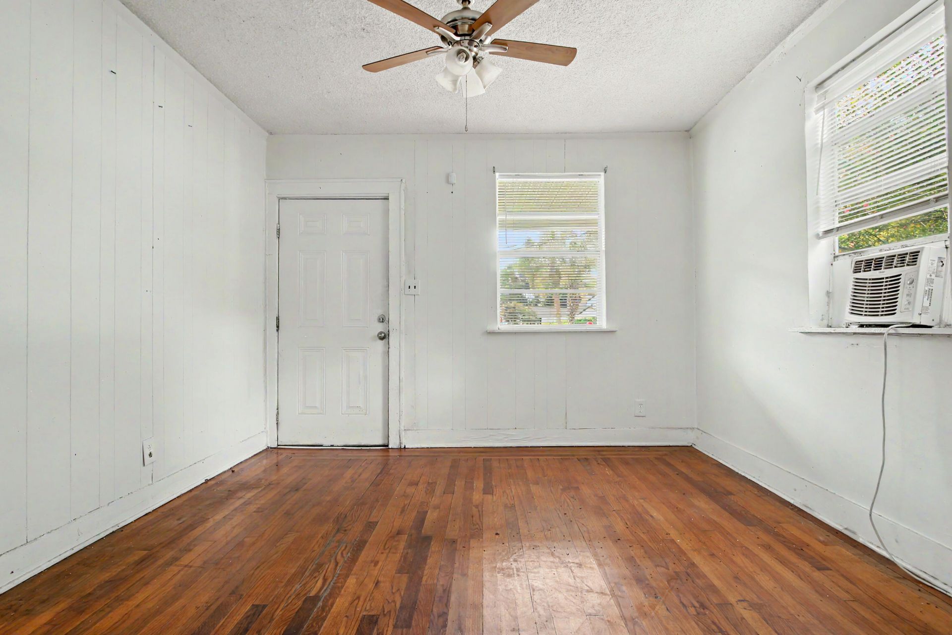 3545 Admiral Drive Photo 21