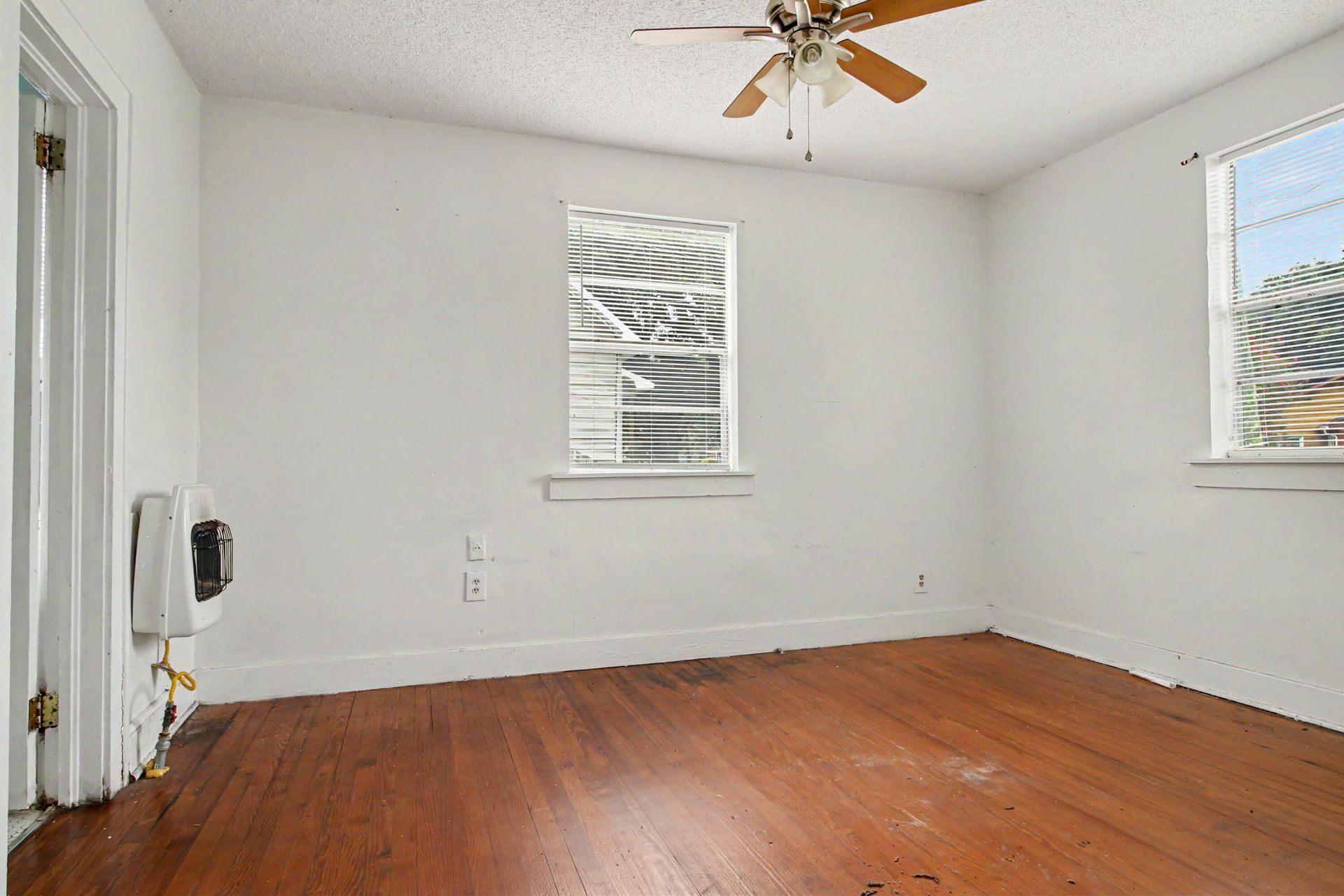 3545 Admiral Drive Photo 22