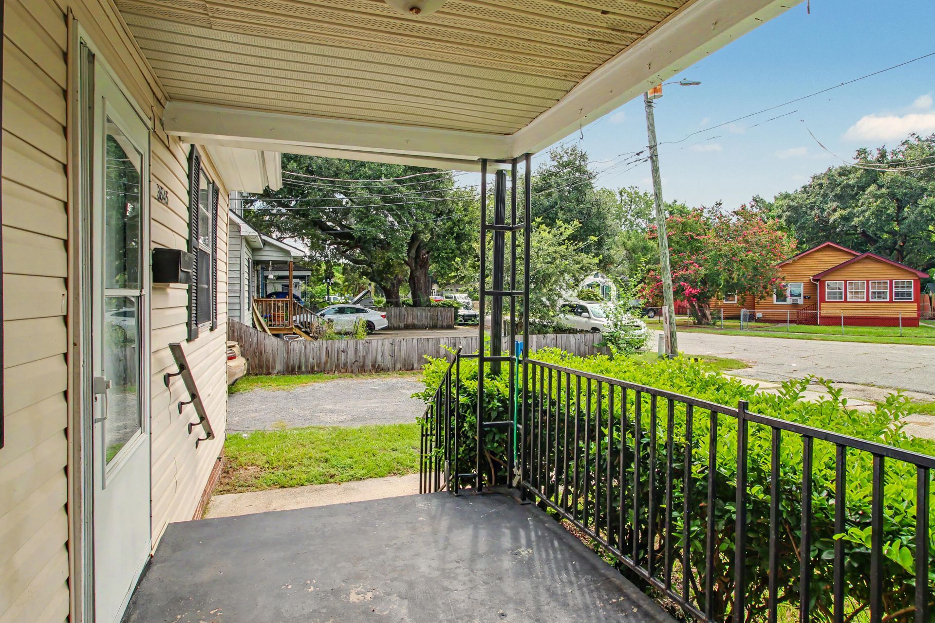 3545 Admiral Drive Photo 8