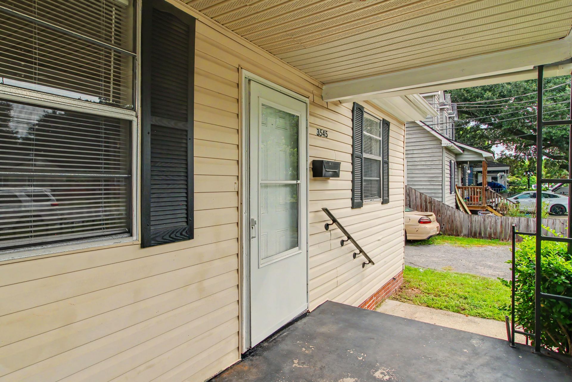 3545 Admiral Drive Photo 9