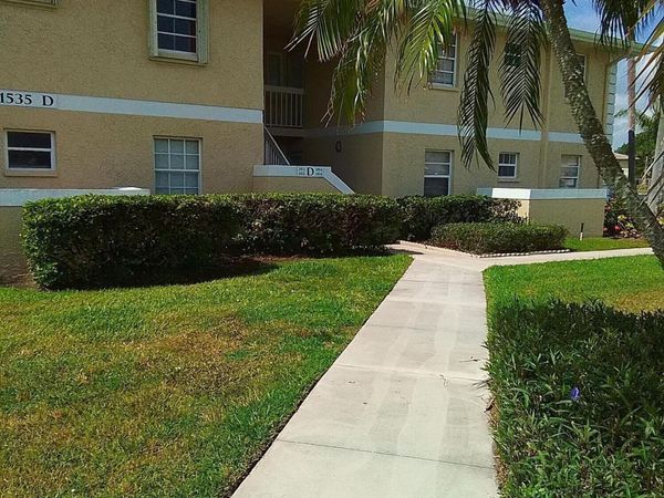 1535 SE ROYAL GREEN Circle, Unit D102, Port St. Lucie, FL 34952