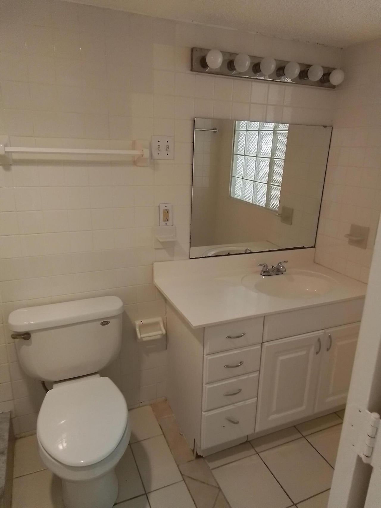 1535 SE Royal Green Circle, Unit D102, Port Saint Lucie, FL 34952 Photo