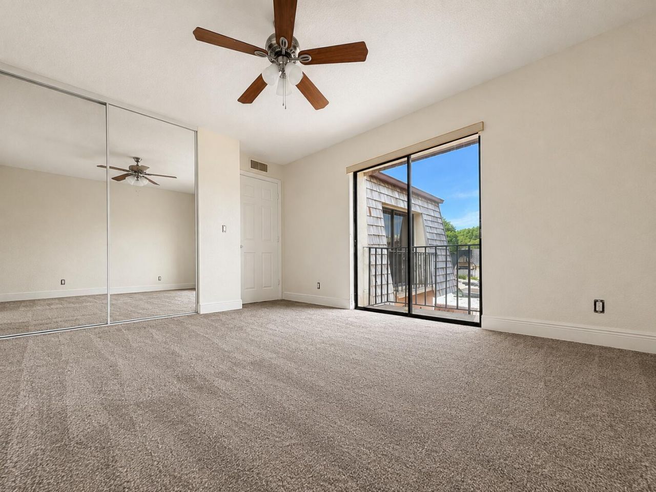 256 Lake Arbor Drive, Palm Springs, FL 33461 Photo