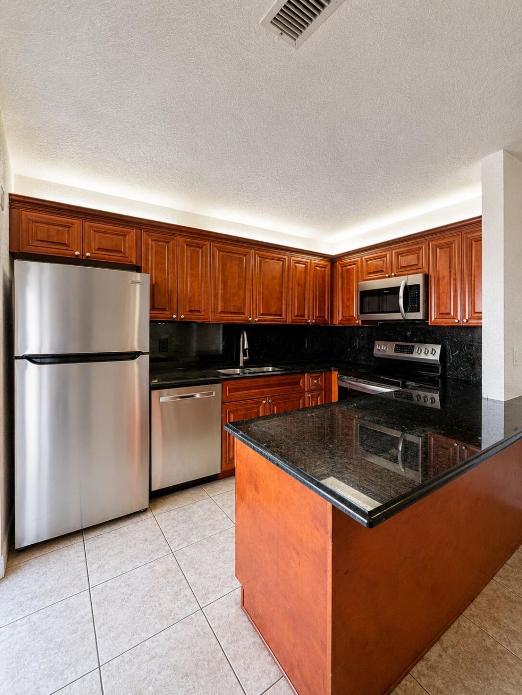 256 Lake Arbor Drive, Palm Springs, FL 33461 Photo