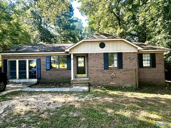 100 Whisperwood Drive, Somerville, AL 35670