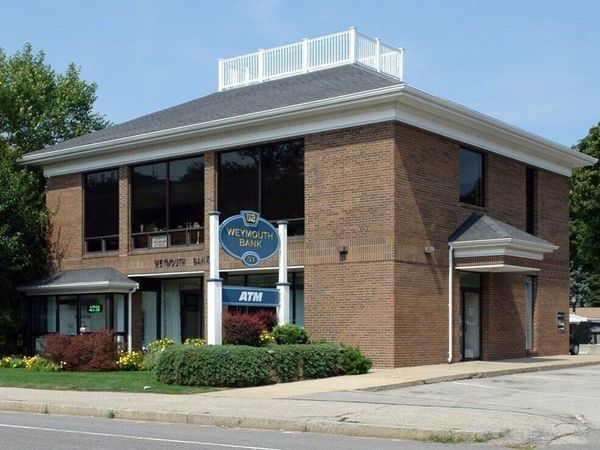 51 Columbian St, Weymouth, MA 02190