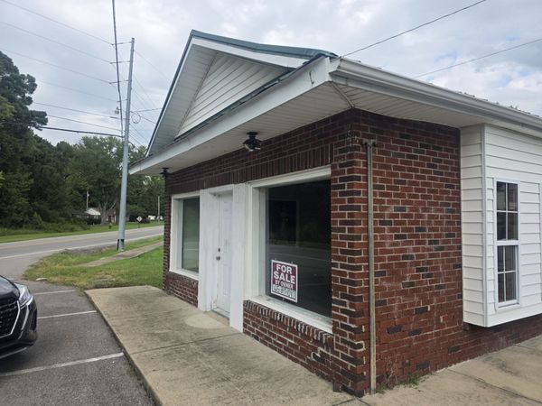 7475 Highway 52, Orlinda, TN 37141