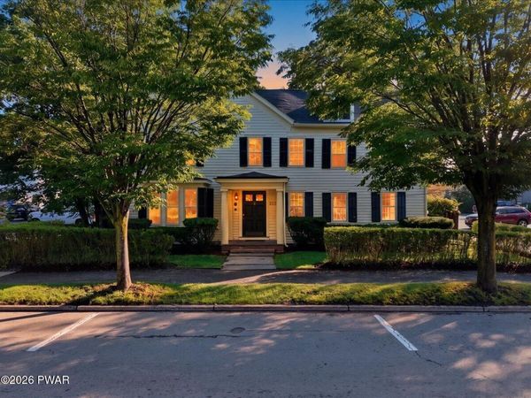 203 W Harford Street , Milford, PA 18337