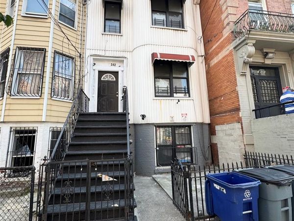 342 E 194th Street , Bronx, NY 10458
