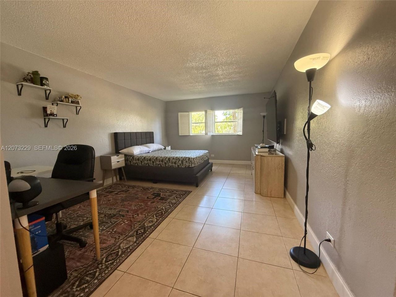 800 NE 195th St, Unit 211, Miami, FL 33179 Photo