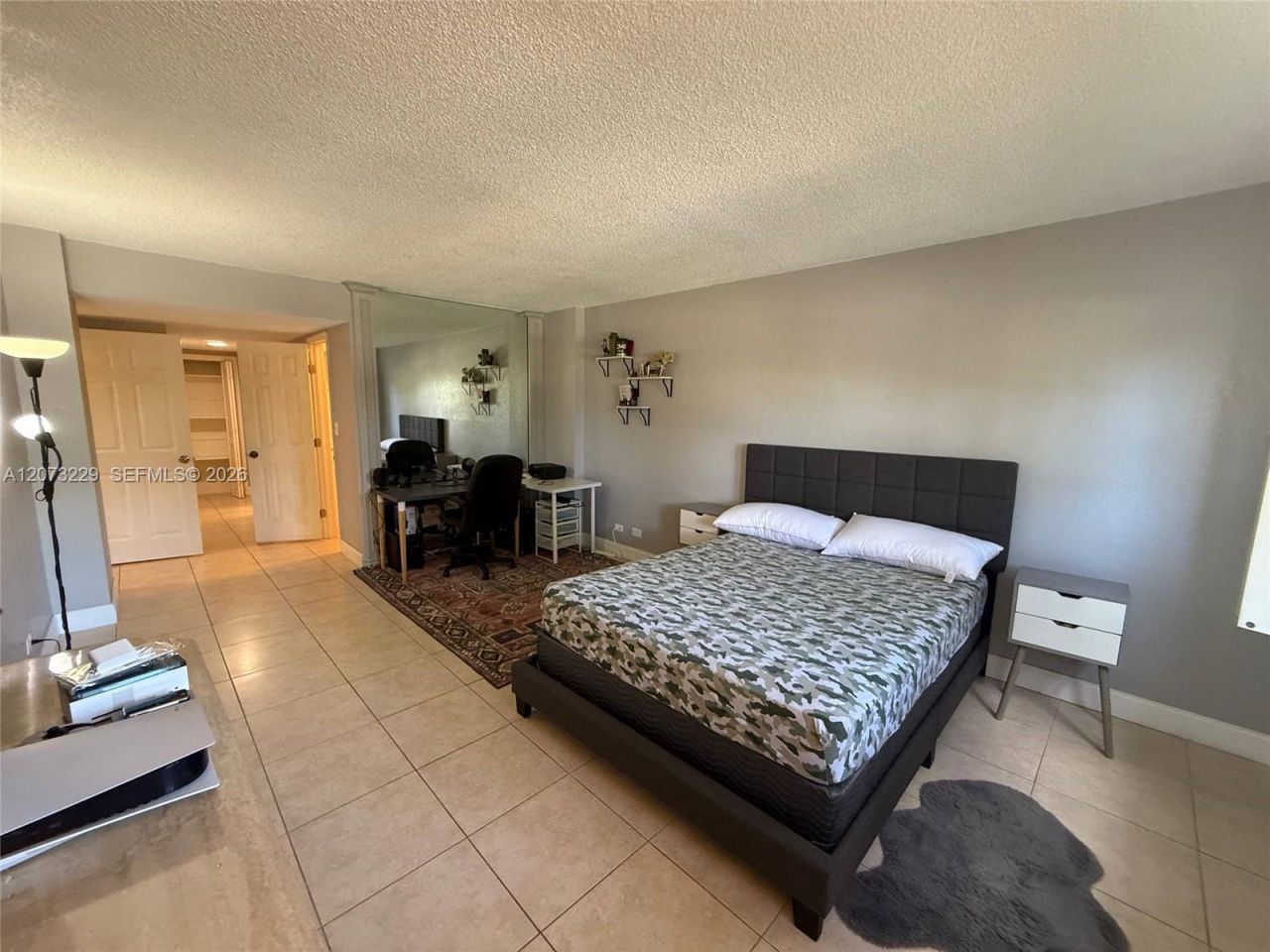 800 NE 195th St, Unit 211, Miami, FL 33179 Photo