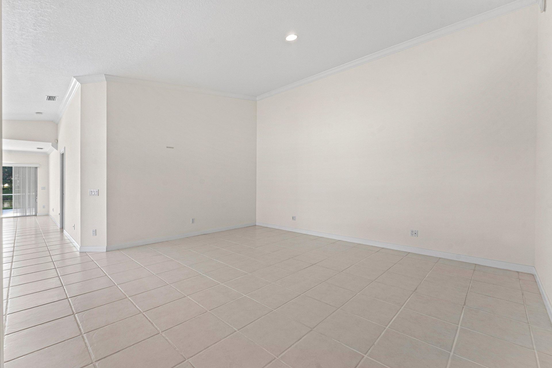 693 Hudson Bay Drive, Palm Beach Gardens, FL 33410 Photo