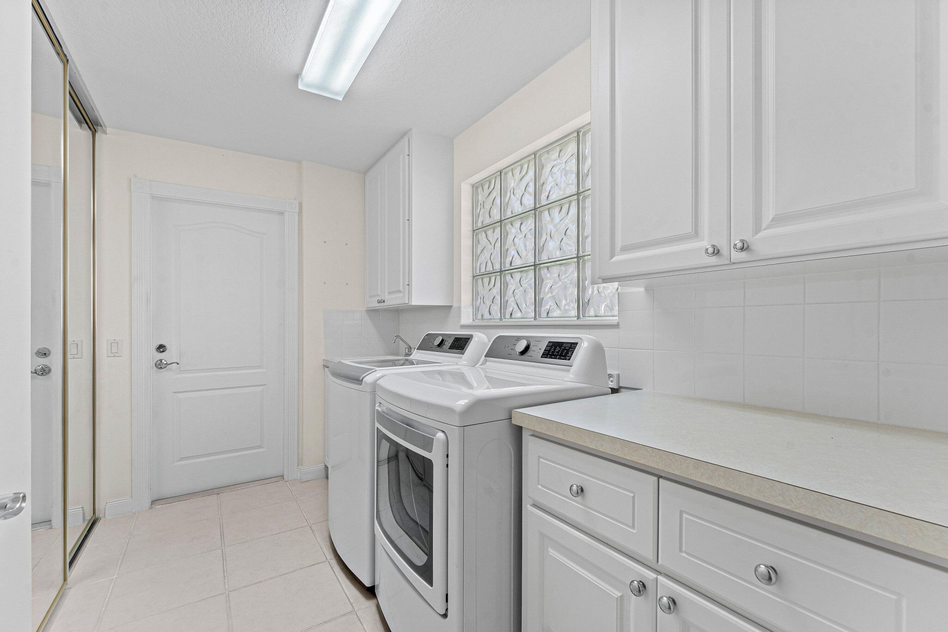 693 Hudson Bay Drive, Palm Beach Gardens, FL 33410 Photo