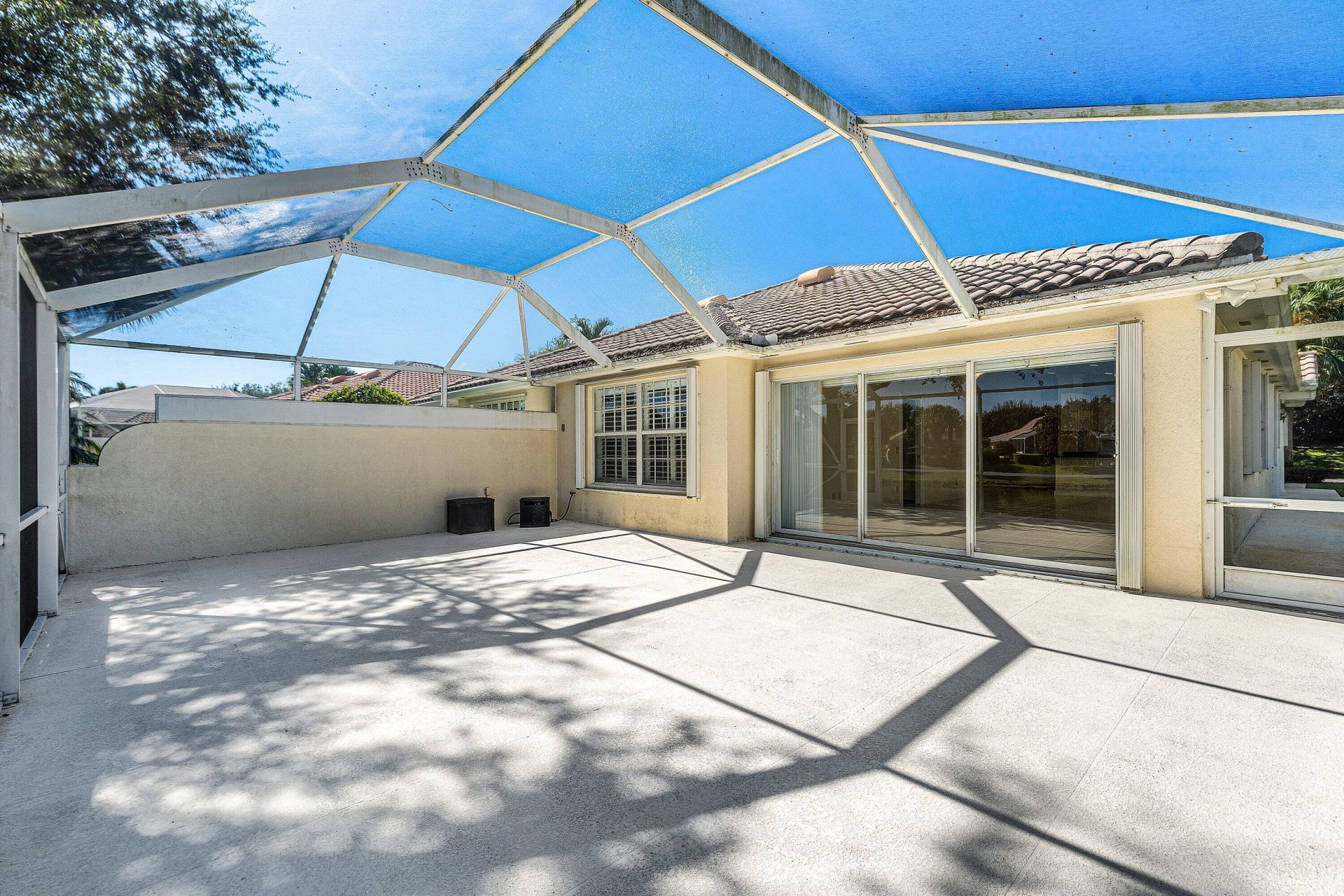 693 Hudson Bay Drive, Palm Beach Gardens, FL 33410 Photo