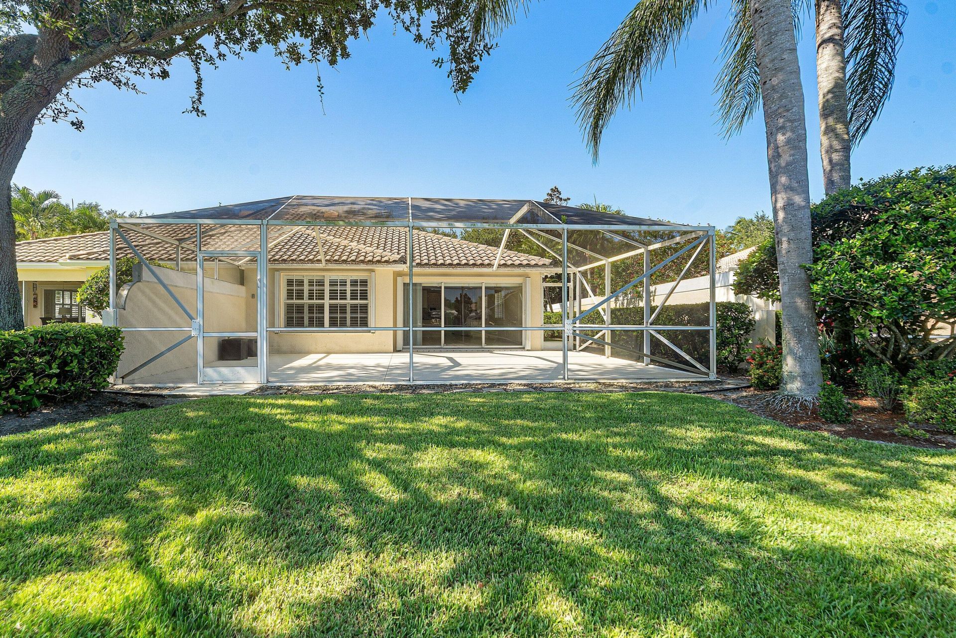 693 Hudson Bay Drive, Palm Beach Gardens, FL 33410 Photo