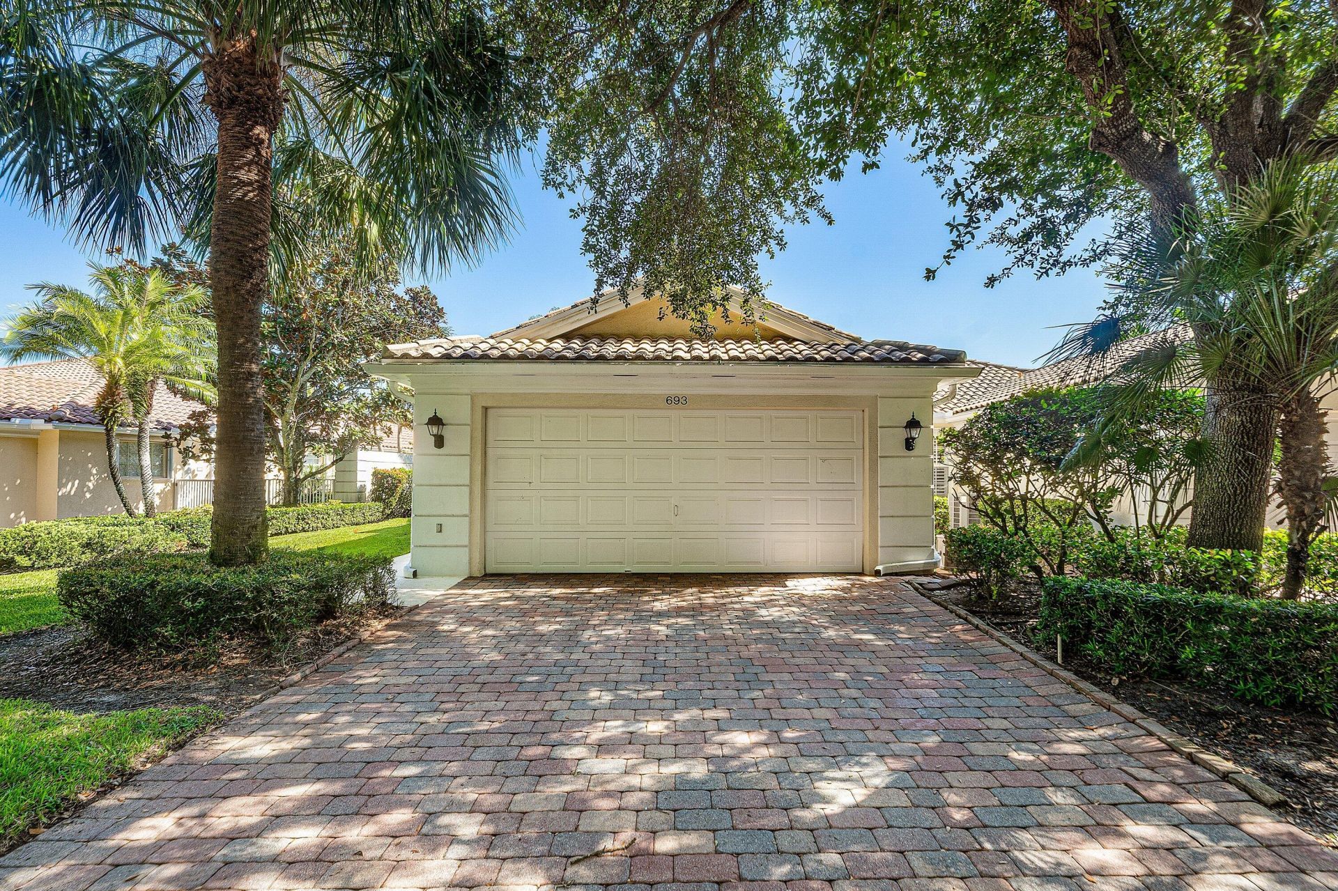693 Hudson Bay Drive, Palm Beach Gardens, FL 33410 Photo