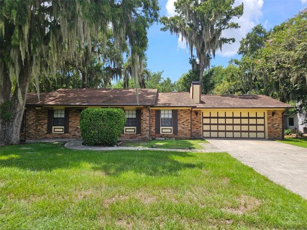 1292 E LAKE SHORE BOULEVARD , KISSIMMEE, FL 34744